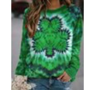 NWOT Tye dye sweatshirt